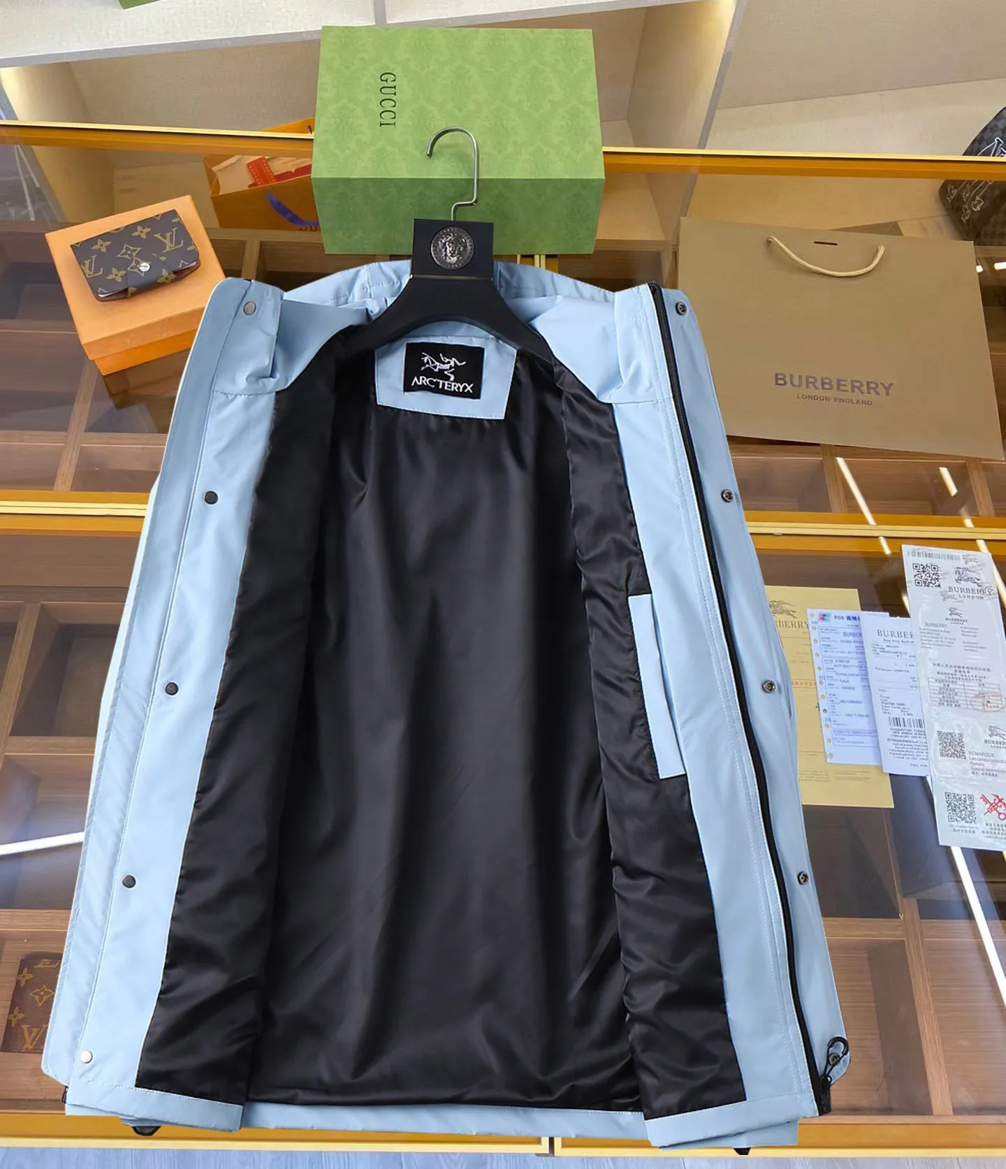 Same Style， ， 2026 New Arrival ， Original Premium Breathable ， ， ， Quality。 ， Sizes：M～3XL，